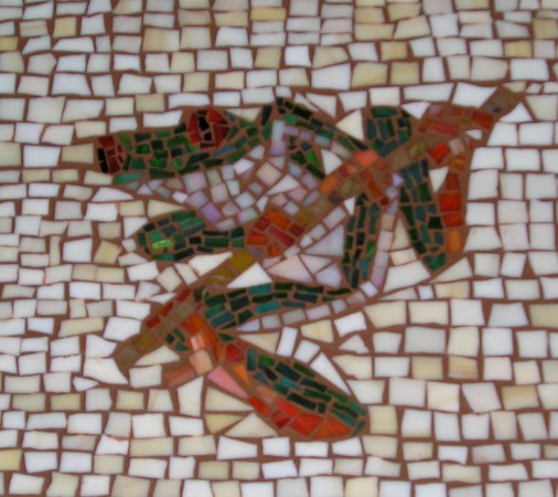 Tropischer Frosch-Mosaik auf Holzklapptisch
